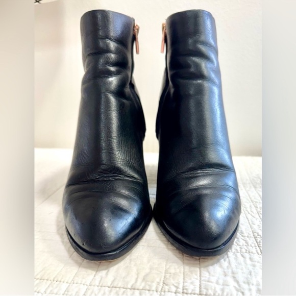 Alexander Wang GABI Black Leather Ankle Boots - Picture 5 of 9